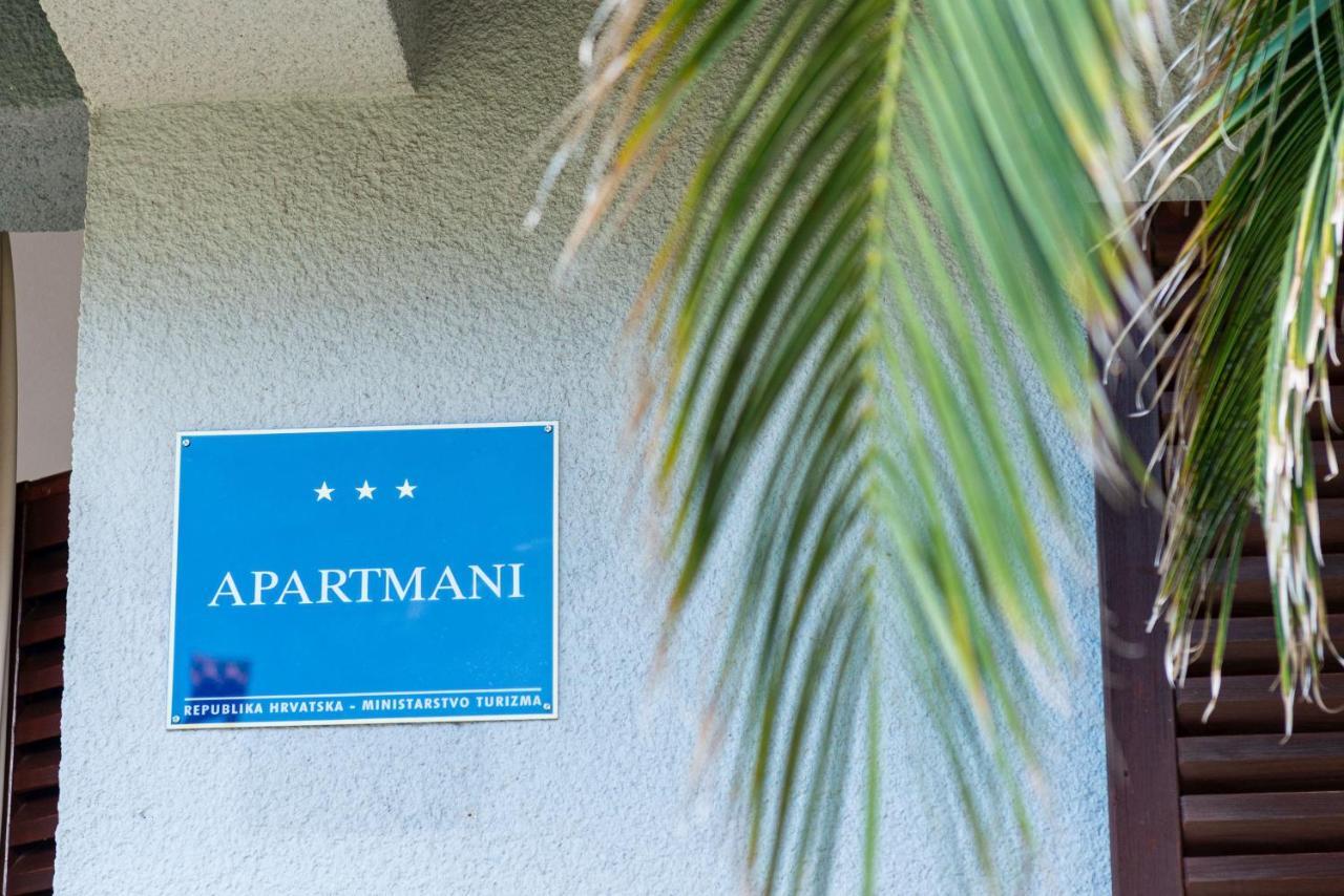 Apartments D&V Rovinj Exterior photo